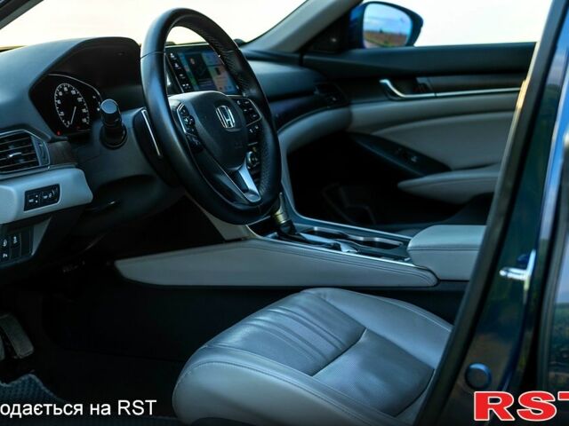Синій Хонда Аккорд, об'ємом двигуна 1.5 л та пробігом 68 тис. км за 21999 $, фото 10 на Automoto.ua