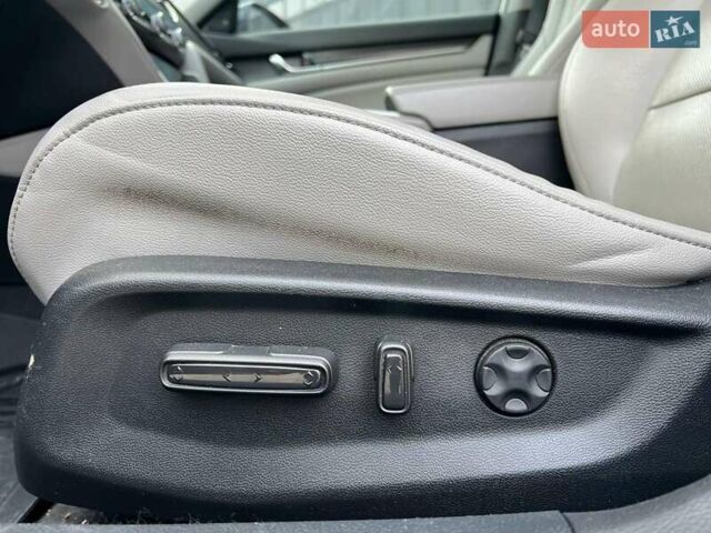 Синий Хонда Аккорд, объемом двигателя 2 л и пробегом 148 тыс. км за 20790 $, фото 20 на Automoto.ua