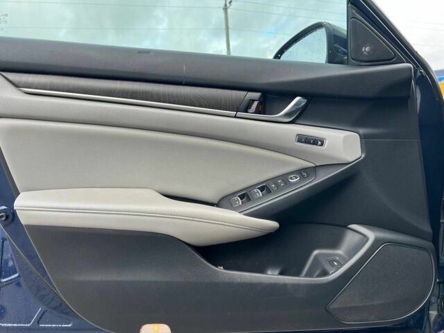 Синий Хонда Аккорд, объемом двигателя 2 л и пробегом 148 тыс. км за 20790 $, фото 15 на Automoto.ua