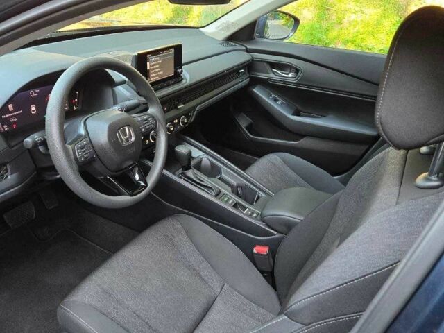 Синий Хонда Аккорд, объемом двигателя 1.5 л и пробегом 9 тыс. км за 31900 $, фото 15 на Automoto.ua