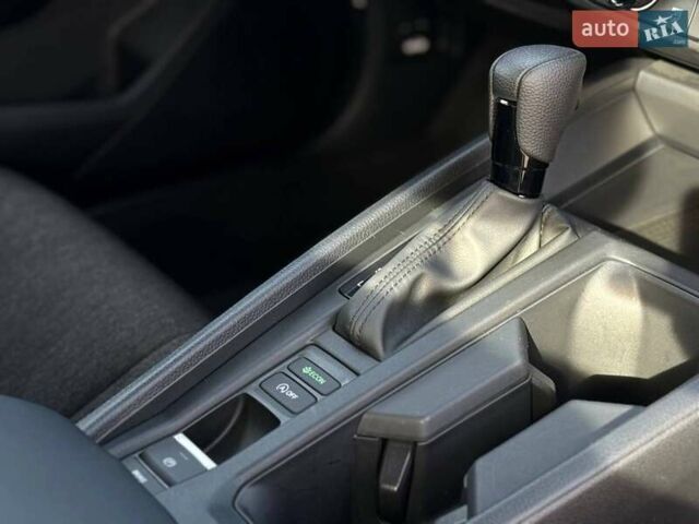 Синій Хонда Аккорд, об'ємом двигуна 1.5 л та пробігом 9 тис. км за 29999 $, фото 28 на Automoto.ua