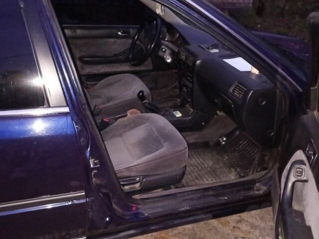 Синий Хонда Аккорд, объемом двигателя 2 л и пробегом 200 тыс. км за 1600 $, фото 2 на Automoto.ua