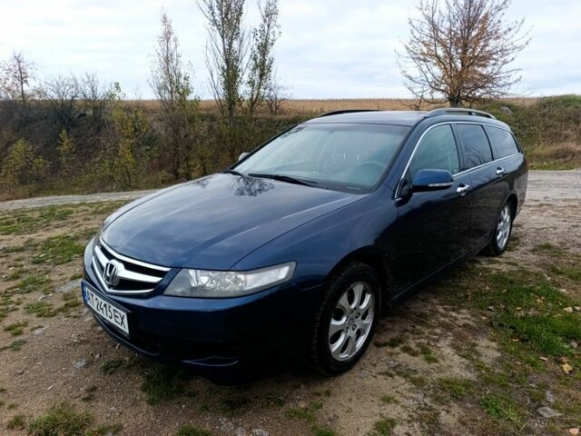 Синий Хонда Аккорд, объемом двигателя 2.2 л и пробегом 350 тыс. км за 4700 $, фото 2 на Automoto.ua