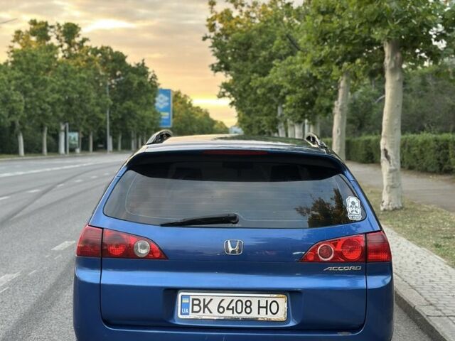 Синий Хонда Аккорд, объемом двигателя 2.2 л и пробегом 230 тыс. км за 4888 $, фото 4 на Automoto.ua