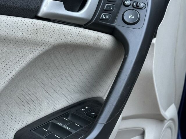 Синий Хонда Аккорд, объемом двигателя 2.2 л и пробегом 210 тыс. км за 3800 $, фото 10 на Automoto.ua