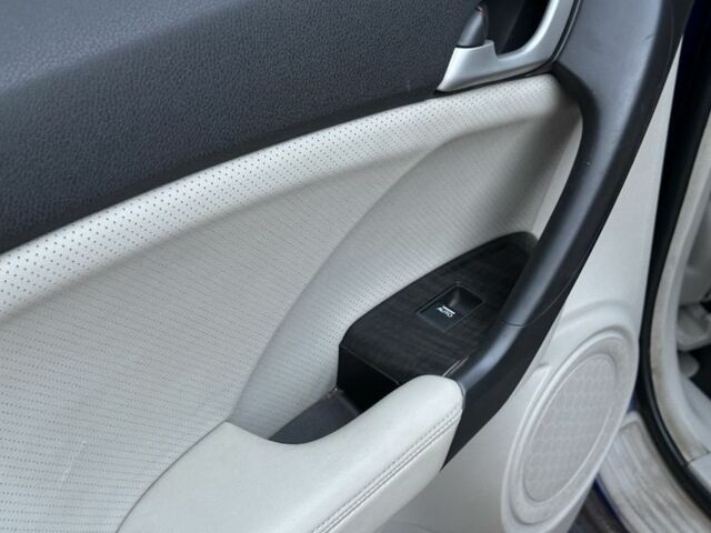 Синий Хонда Аккорд, объемом двигателя 2.2 л и пробегом 210 тыс. км за 3800 $, фото 13 на Automoto.ua