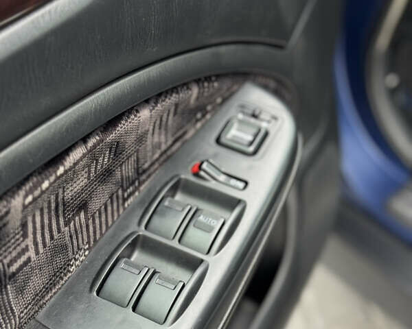 Синий Хонда Аккорд, объемом двигателя 2 л и пробегом 253 тыс. км за 3499 $, фото 9 на Automoto.ua