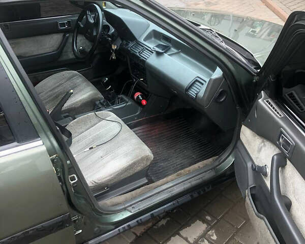 Зеленый Хонда Аккорд, объемом двигателя 2 л и пробегом 390 тыс. км за 1650 $, фото 4 на Automoto.ua