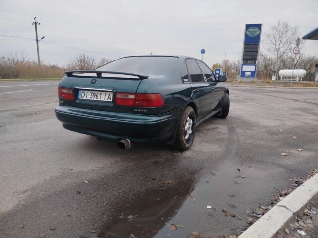 Зеленый Хонда Аккорд, объемом двигателя 2 л и пробегом 300 тыс. км за 2200 $, фото 2 на Automoto.ua