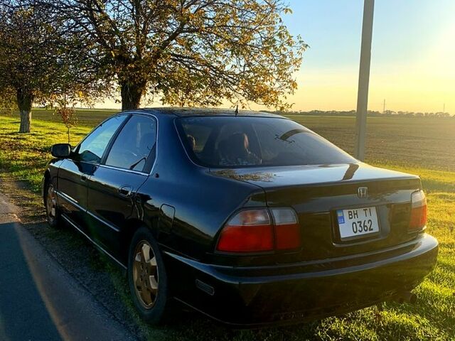 Зеленый Хонда Аккорд, объемом двигателя 2.7 л и пробегом 250 тыс. км за 3000 $, фото 6 на Automoto.ua