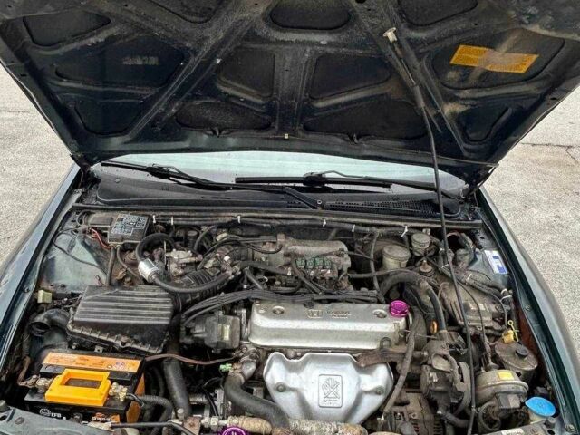 Зеленый Хонда Аккорд, объемом двигателя 2 л и пробегом 453 тыс. км за 2500 $, фото 12 на Automoto.ua