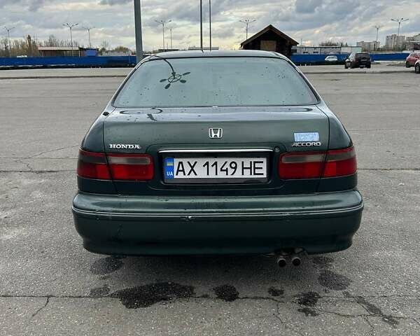 Зеленый Хонда Аккорд, объемом двигателя 2 л и пробегом 453 тыс. км за 2500 $, фото 3 на Automoto.ua