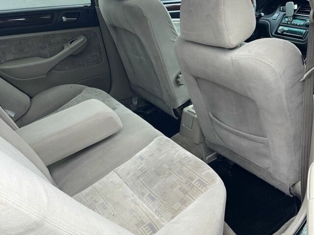 Зеленый Хонда Аккорд, объемом двигателя 1.9 л и пробегом 1000 тыс. км за 2500 $, фото 9 на Automoto.ua