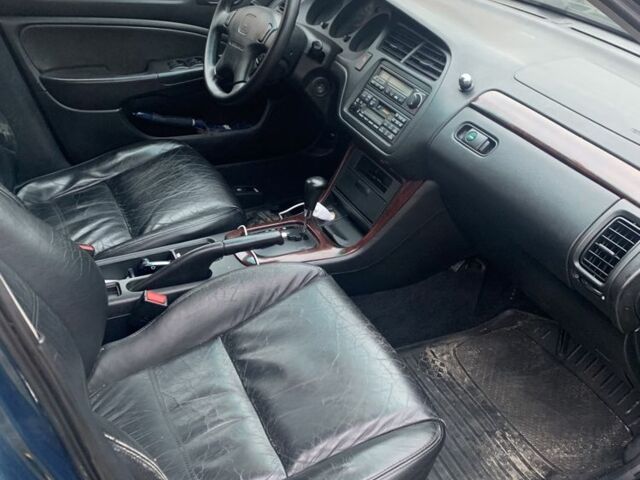 Зеленый Хонда Аккорд, объемом двигателя 2 л и пробегом 333 тыс. км за 3400 $, фото 7 на Automoto.ua