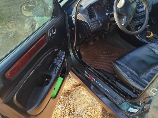 Зелений Хонда Аккорд, об'ємом двигуна 1.6 л та пробігом 258 тис. км за 3500 $, фото 2 на Automoto.ua