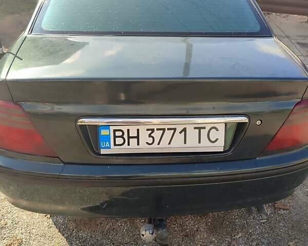 Зеленый Хонда Аккорд, объемом двигателя 1.6 л и пробегом 258 тыс. км за 3500 $, фото 5 на Automoto.ua