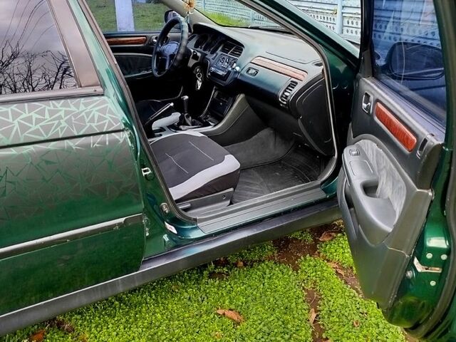 Зеленый Хонда Аккорд, объемом двигателя 1.8 л и пробегом 0 тыс. км за 3450 $, фото 5 на Automoto.ua