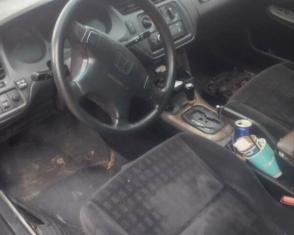 Хонда Аккорд 2002 в Полтаве на Automoto.ua Зеленый Хонда Аккорд, объемом двигателя 2 л и пробегом 480 тыс. км за 1500 $, фото 1 на Automoto.ua