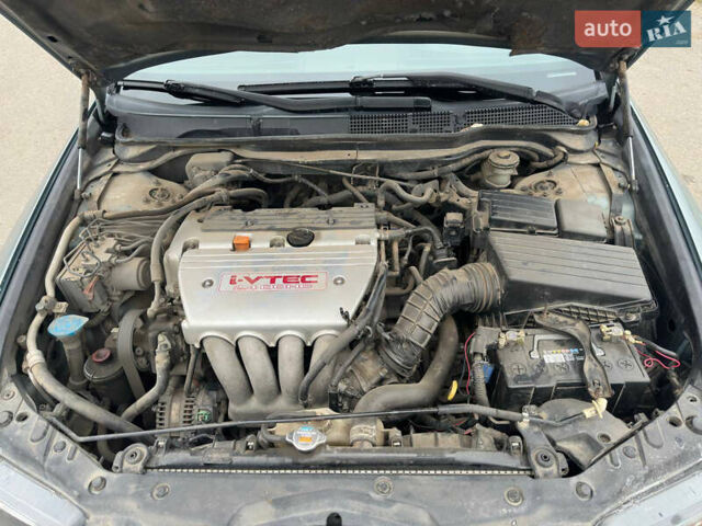 Зеленый Хонда Аккорд, объемом двигателя 2.36 л и пробегом 229 тыс. км за 5800 $, фото 7 на Automoto.ua