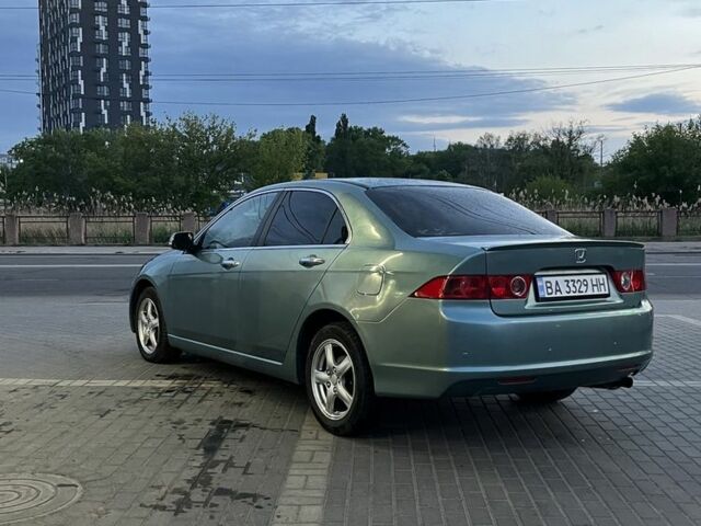 Зелений Хонда Аккорд, об'ємом двигуна 2 л та пробігом 283 тис. км за 5700 $, фото 2 на Automoto.ua