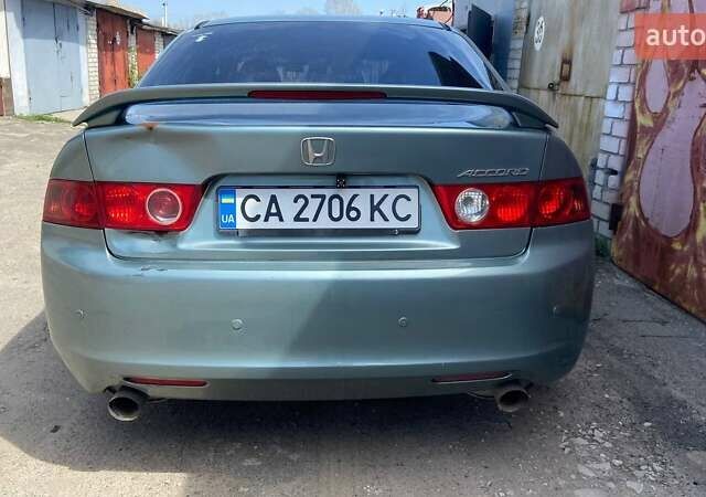 Зеленый Хонда Аккорд, объемом двигателя 2.4 л и пробегом 418 тыс. км за 5000 $, фото 3 на Automoto.ua