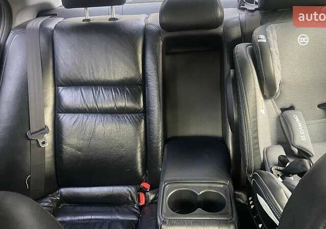 Зеленый Хонда Аккорд, объемом двигателя 2.4 л и пробегом 418 тыс. км за 5000 $, фото 11 на Automoto.ua