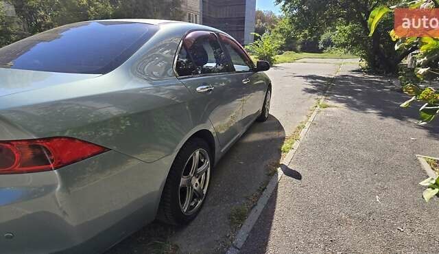 Зелений Хонда Аккорд, об'ємом двигуна 2.4 л та пробігом 185 тис. км за 5400 $, фото 5 на Automoto.ua