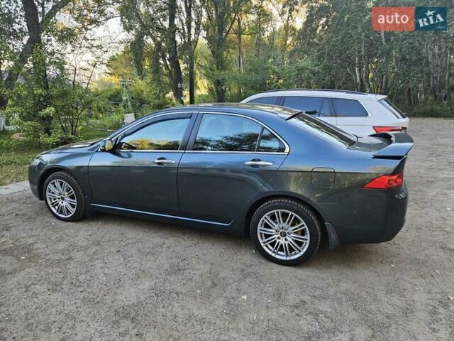 Зелений Хонда Аккорд, об'ємом двигуна 2 л та пробігом 220 тис. км за 3750 $, фото 4 на Automoto.ua