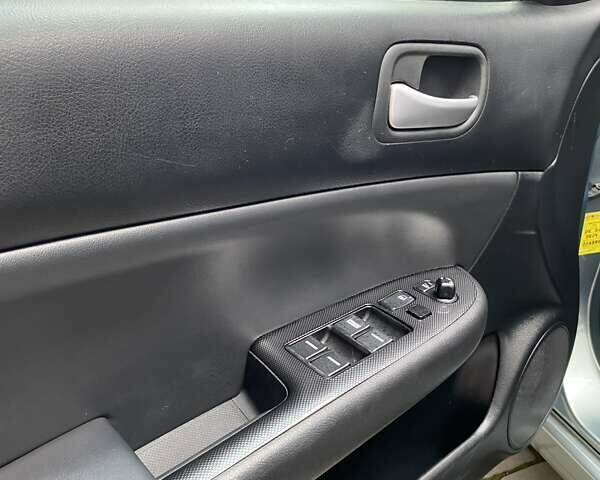 Зеленый Хонда Аккорд, объемом двигателя 2 л и пробегом 242 тыс. км за 6000 $, фото 16 на Automoto.ua