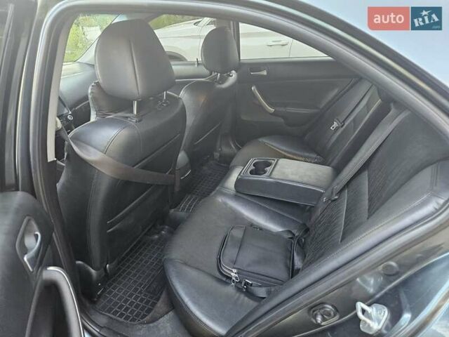 Зелений Хонда Аккорд, об'ємом двигуна 2 л та пробігом 220 тис. км за 3750 $, фото 9 на Automoto.ua