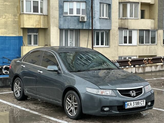 Зеленый Хонда Аккорд, объемом двигателя 2.4 л и пробегом 334 тыс. км за 5500 $, фото 1 на Automoto.ua