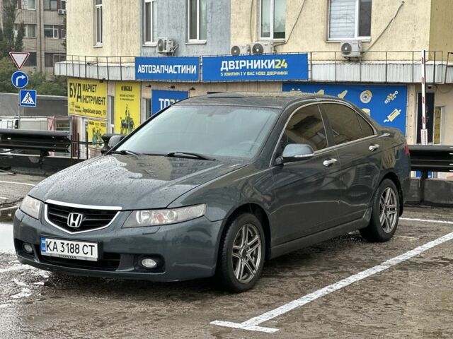 Зеленый Хонда Аккорд, объемом двигателя 2.4 л и пробегом 334 тыс. км за 5500 $, фото 2 на Automoto.ua