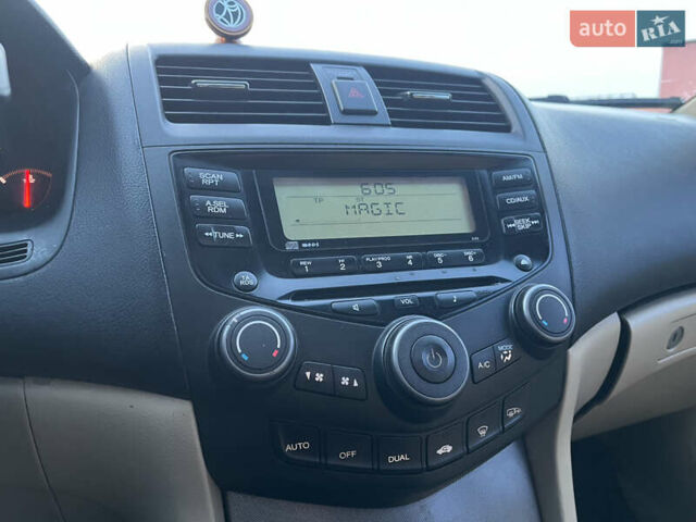 Зеленый Хонда Аккорд, объемом двигателя 2.35 л и пробегом 251 тыс. км за 4990 $, фото 12 на Automoto.ua