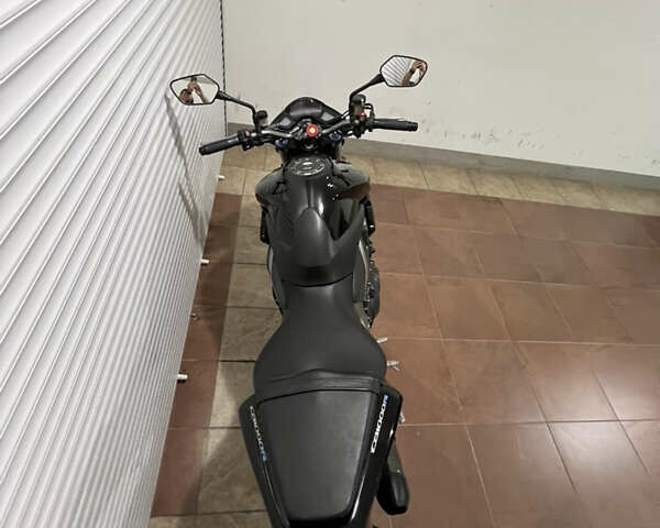 Черный Хонда CB 1000R, объемом двигателя 1 л и пробегом 25 тыс. км за 8000 $, фото 18 на Automoto.ua