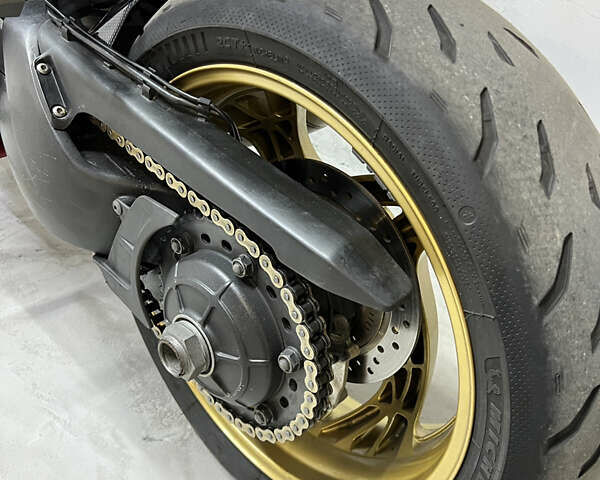 Красный Хонда CB 1000R, объемом двигателя 1 л и пробегом 33 тыс. км за 8199 $, фото 7 на Automoto.ua