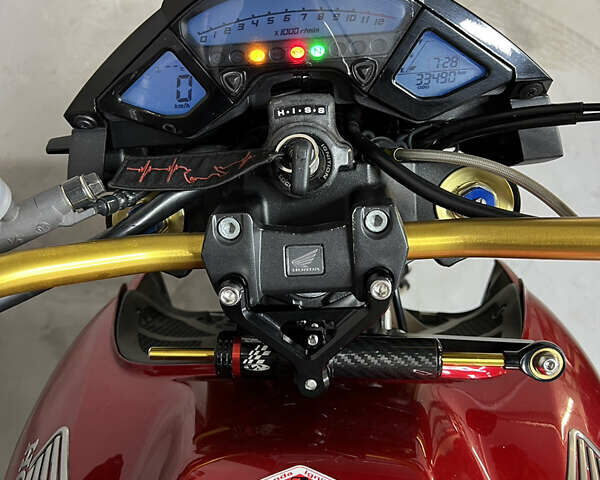 Красный Хонда CB 1000R, объемом двигателя 1 л и пробегом 33 тыс. км за 8199 $, фото 5 на Automoto.ua