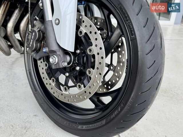 Хонда CB 1000R, объемом двигателя 1 л и пробегом 38 тыс. км за 7299 $, фото 5 на Automoto.ua