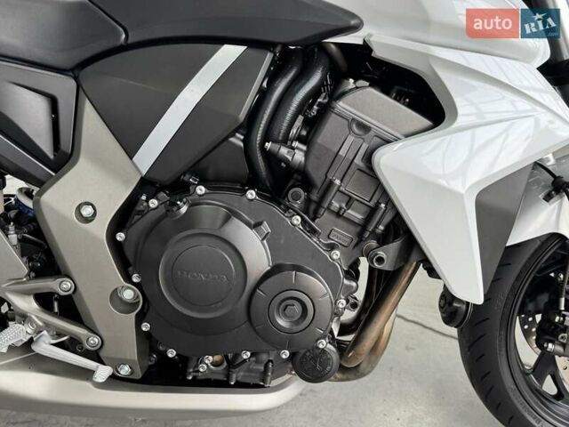 Хонда CB 1000R, объемом двигателя 1 л и пробегом 38 тыс. км за 7299 $, фото 7 на Automoto.ua
