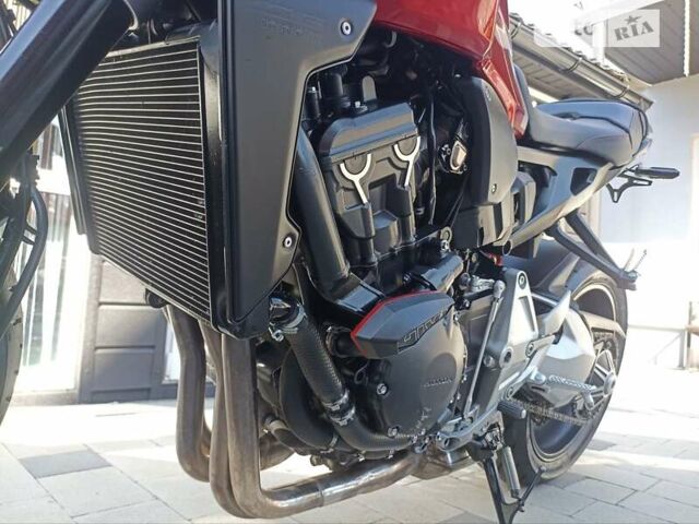 Хонда CB 1000R, объемом двигателя 1 л и пробегом 4 тыс. км за 4700 $, фото 57 на Automoto.ua