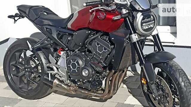 Хонда CB 1000R, объемом двигателя 1 л и пробегом 4 тыс. км за 4700 $, фото 27 на Automoto.ua