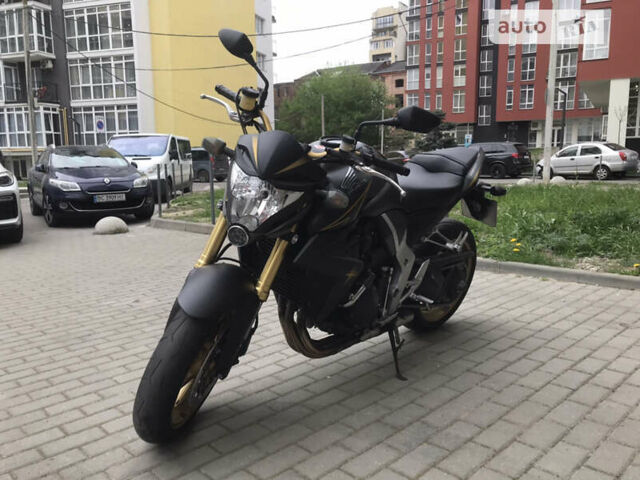 Сірий Хонда CB 1000R, об'ємом двигуна 1 л та пробігом 35 тис. км за 8000 $, фото 6 на Automoto.ua