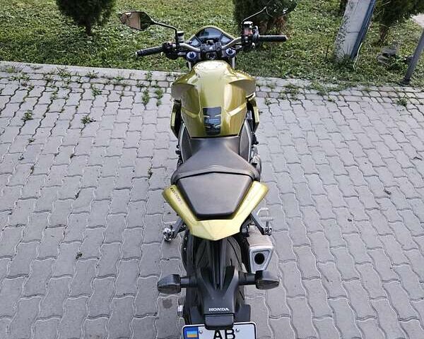 Зеленый Хонда CB 1000R, объемом двигателя 1 л и пробегом 24 тыс. км за 8200 $, фото 7 на Automoto.ua