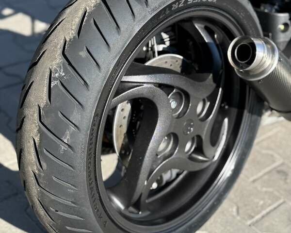 Зеленый Хонда CB 1000R, объемом двигателя 1 л и пробегом 16 тыс. км за 8499 $, фото 24 на Automoto.ua