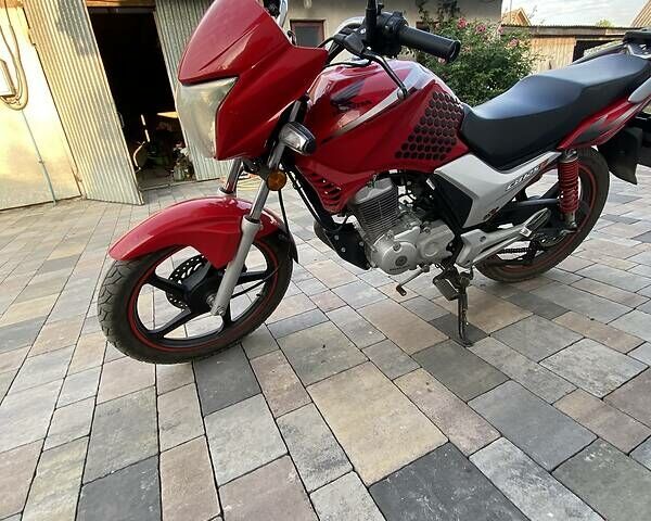 Красный Хонда CB 125, объемом двигателя 0 л и пробегом 17 тыс. км за 1500 $, фото 1 на Automoto.ua