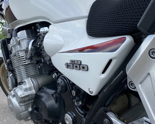 Хонда CB 1300, об'ємом двигуна 1.3 л та пробігом 40 тис. км за 5000 $, фото 7 на Automoto.ua