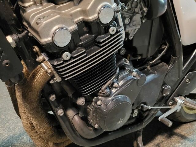 Хонда CB 400 SF, об'ємом двигуна 0.4 л та пробігом 0 тис. км за 3300 $, фото 6 на Automoto.ua