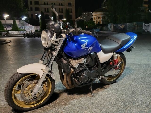 Хонда CB 400 SF, об'ємом двигуна 0.4 л та пробігом 0 тис. км за 3300 $, фото 3 на Automoto.ua