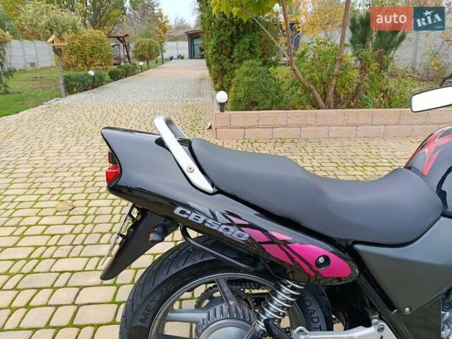 Черный Хонда CB 500, объемом двигателя 0.5 л и пробегом 53 тыс. км за 2500 $, фото 11 на Automoto.ua