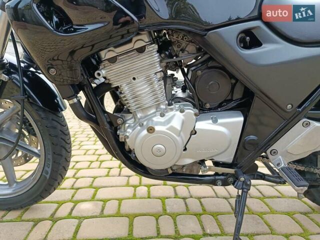 Черный Хонда CB 500, объемом двигателя 0.5 л и пробегом 53 тыс. км за 2500 $, фото 10 на Automoto.ua