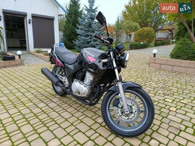 Черный Хонда CB 500, объемом двигателя 0.5 л и пробегом 53 тыс. км за 2500 $, фото 3 на Automoto.ua